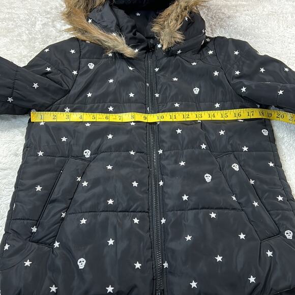 World Wide Love Japanese streetwear black skull and star hooded coat, 1 - Picture 5 of 8